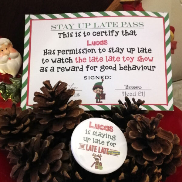 Late Late Show Badge and Certificate Set